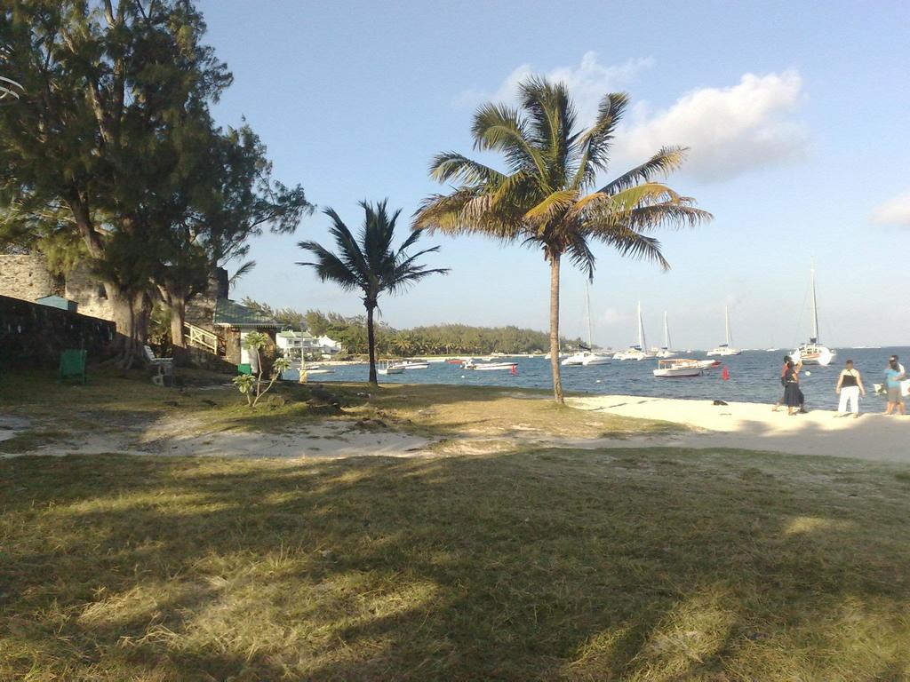 Paradisia Holidays Mauritius Trou d'Eau Douce Luaran gambar